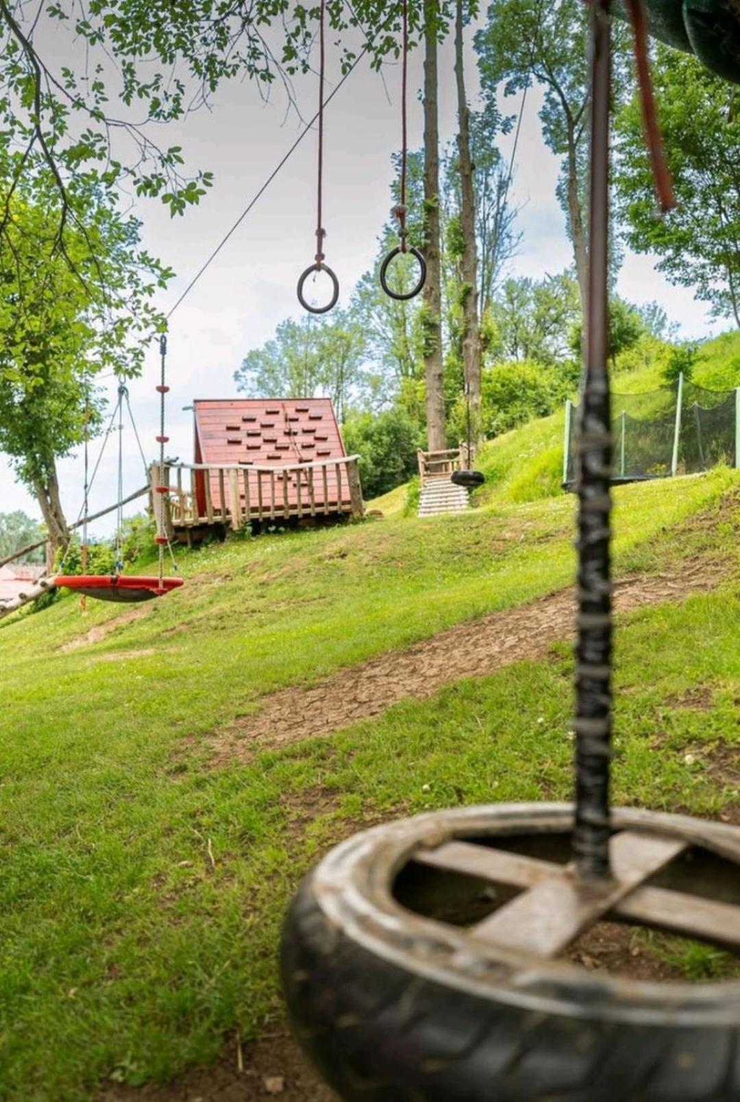 Apartmany Kubinska Hola ドルニー・クビーン エクステリア 写真